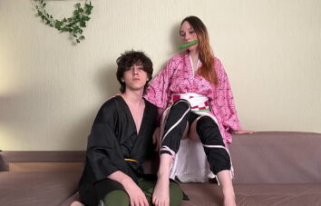 COSPLAY TEENAGERS WERE CALLED TO A CASTING FOR PORN SHOOTING